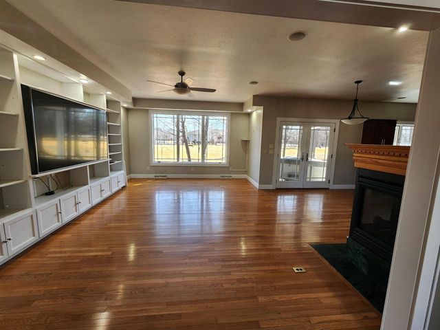 1579 FOXFIRE COURT, Waupaca, WI 54981