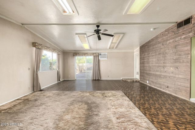 912 W ESTES Way, Phoenix, AZ 85041