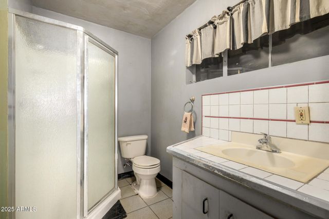 912 W ESTES Way, Phoenix, AZ 85041