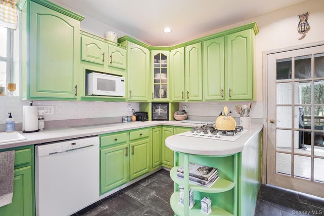 645 Gardnertown Road, Newburgh, NY 12550