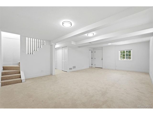 6005 S Sycamore St, Littleton, CO 80120