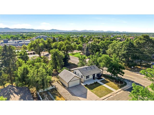 6005 S Sycamore St, Littleton, CO 80120