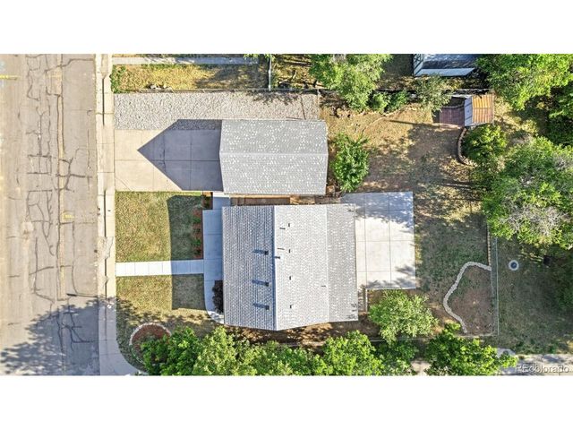 6005 S Sycamore St, Littleton, CO 80120