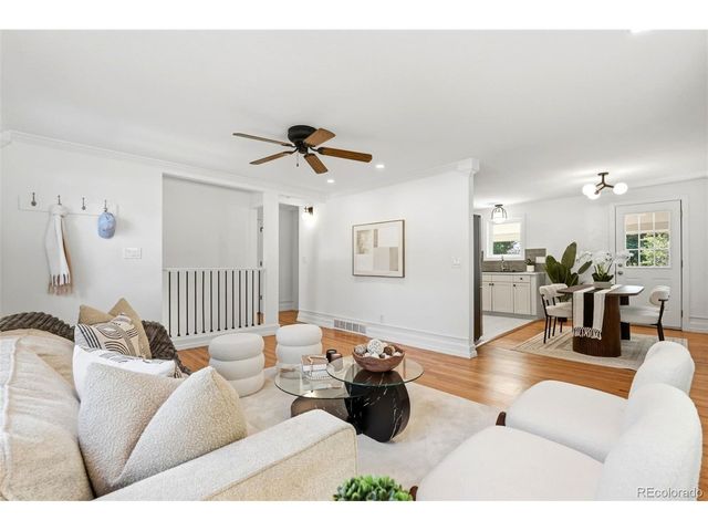 6005 S Sycamore St, Littleton, CO 80120