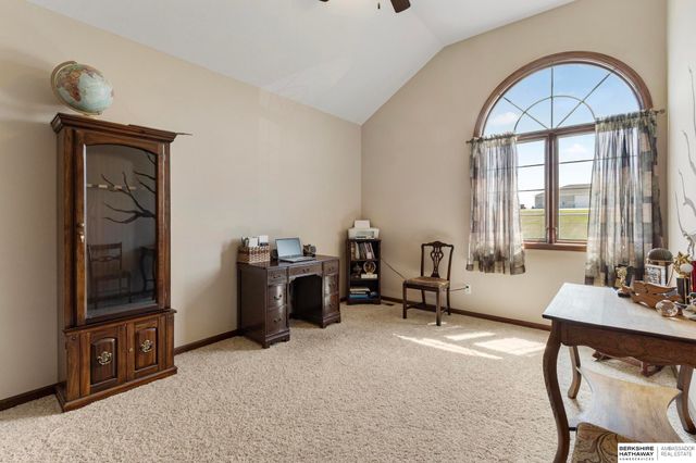 8578 Lake Ridge Drive, Plattsmouth, NE 68048