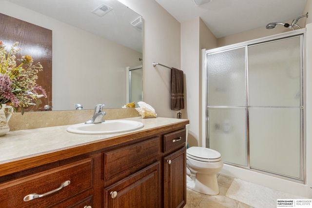 8578 Lake Ridge Drive, Plattsmouth, NE 68048