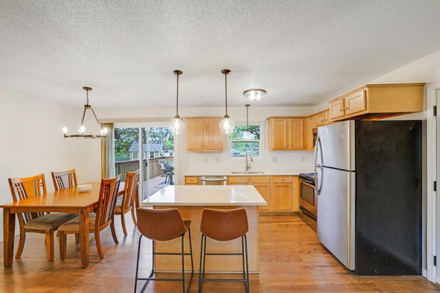 1392 Amaryllis Lane, Eagan, MN 55123