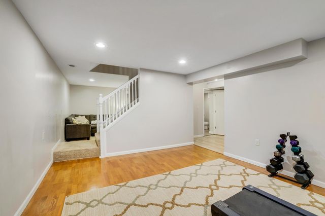 1392 Amaryllis Lane, Eagan, MN 55123