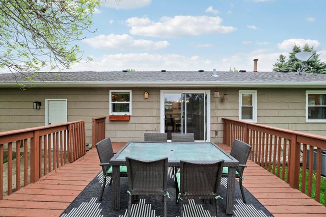 1392 Amaryllis Lane, Eagan, MN 55123