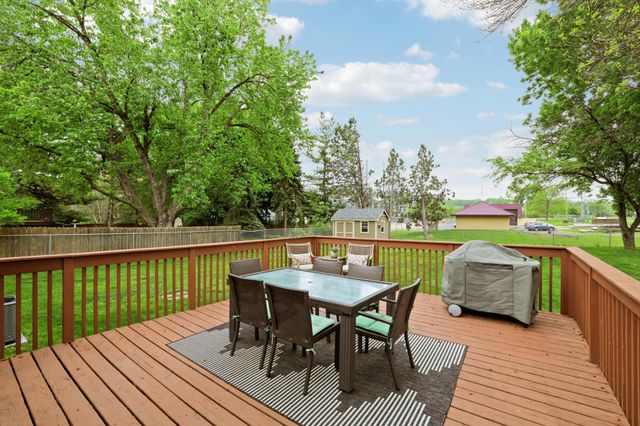 1392 Amaryllis Lane, Eagan, MN 55123
