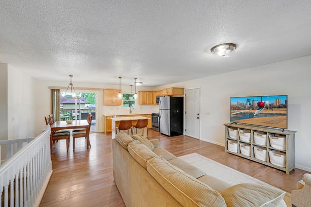 1392 Amaryllis Lane, Eagan, MN 55123