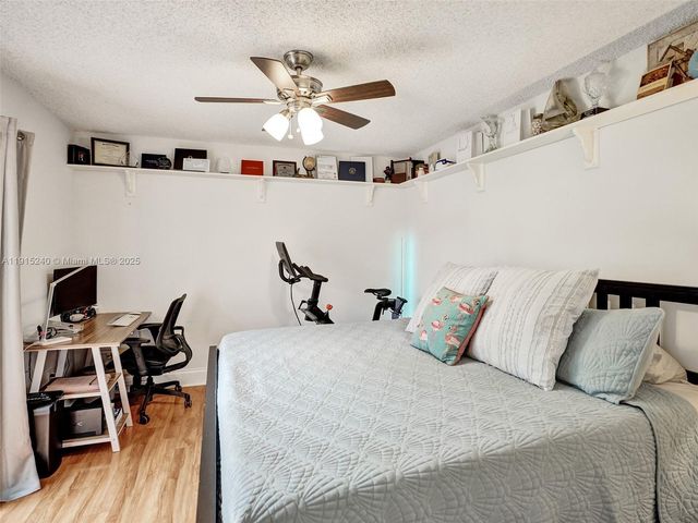 11861 SW 9th Mnr, Davie, FL 33325