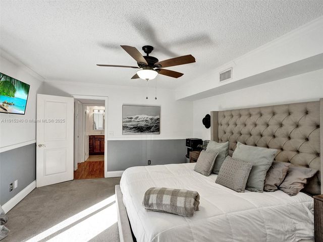 11861 SW 9th Mnr, Davie, FL 33325