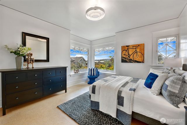 2202 N 41st Street, Seattle, WA 98103