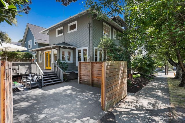 2202 N 41st Street, Seattle, WA 98103