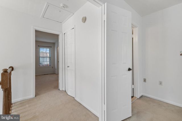 2701 WOODWALK CT, Alexandria, VA 22306