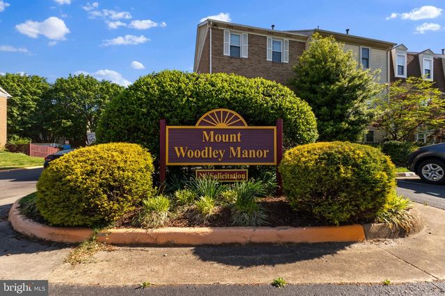 2701 WOODWALK CT, Alexandria, VA 22306