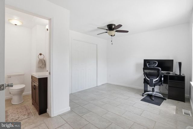 45 WENZEL RD, Airville, PA 17302