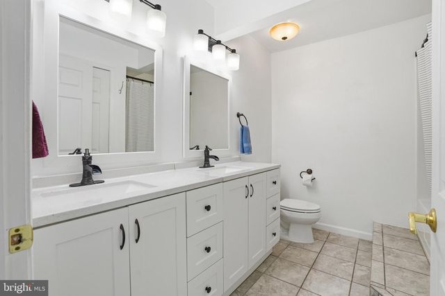 45 WENZEL RD, Airville, PA 17302