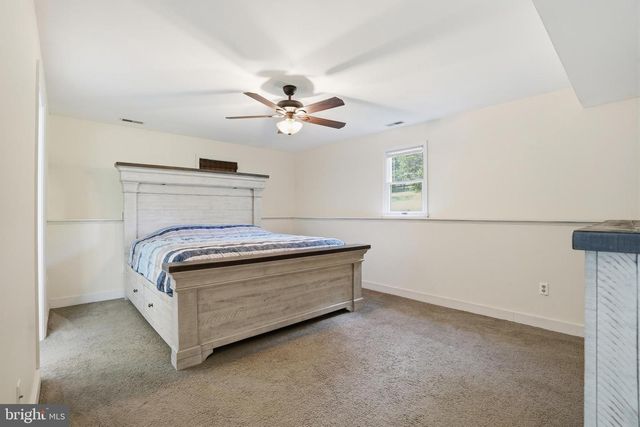 45 WENZEL RD, Airville, PA 17302
