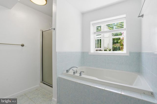 45 WENZEL RD, Airville, PA 17302