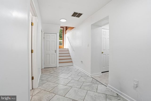 45 WENZEL RD, Airville, PA 17302