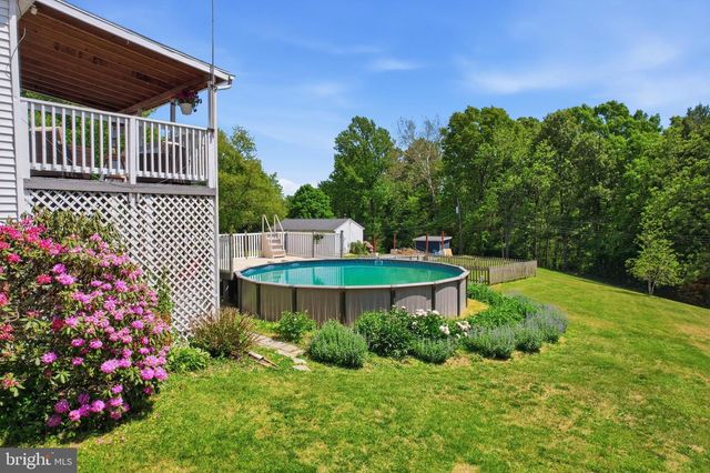 45 WENZEL RD, Airville, PA 17302