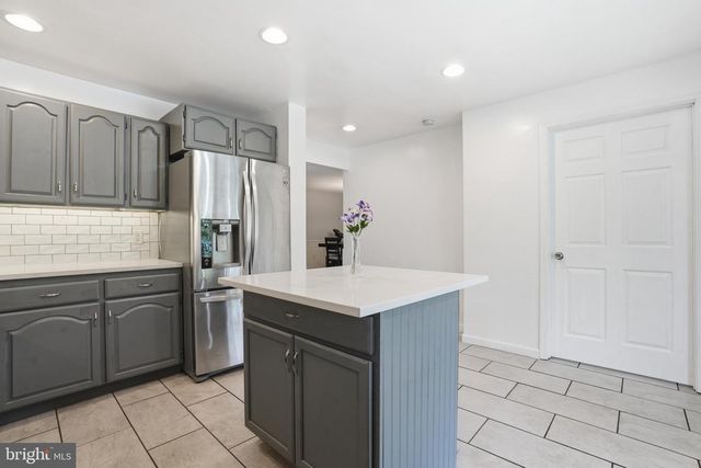 45 WENZEL RD, Airville, PA 17302