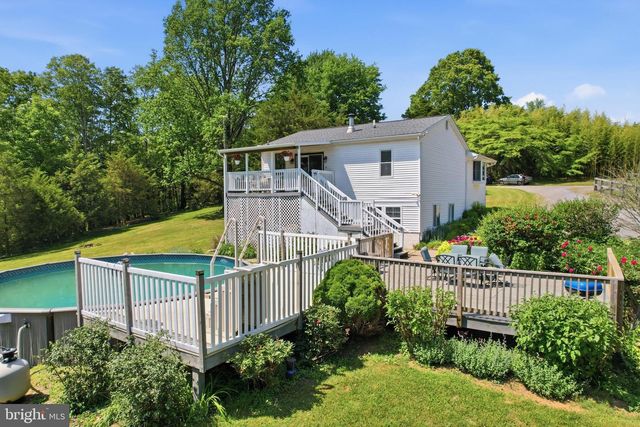 45 WENZEL RD, Airville, PA 17302