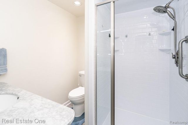 40788 Executive Drive, Sterling Heights, MI 48313