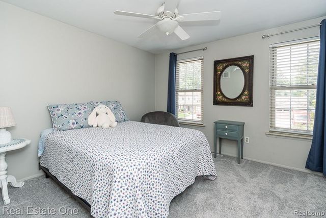 40788 Executive Drive, Sterling Heights, MI 48313