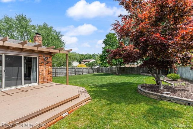 40788 Executive Drive, Sterling Heights, MI 48313