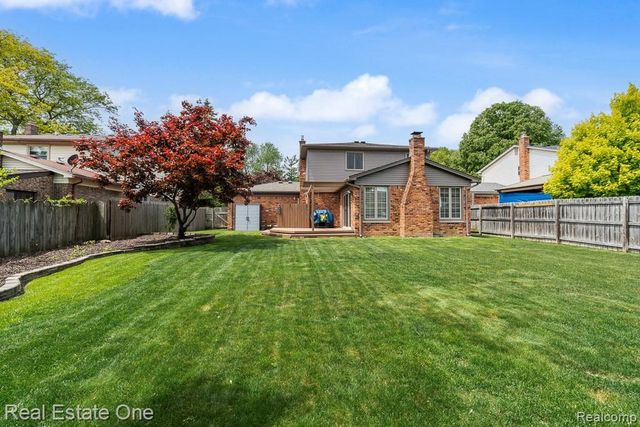 40788 Executive Drive, Sterling Heights, MI 48313