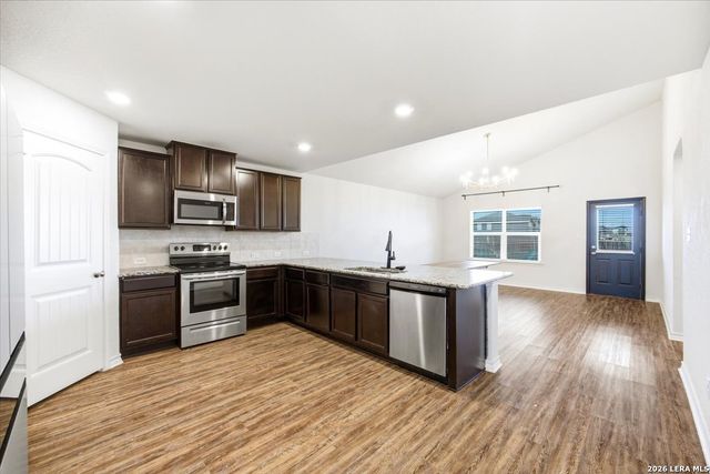 2935 Thackery Groove, San Antonio, TX 78245