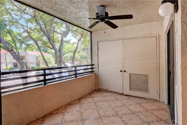9858 NW 3rd St 9858, Plantation, FL 33324