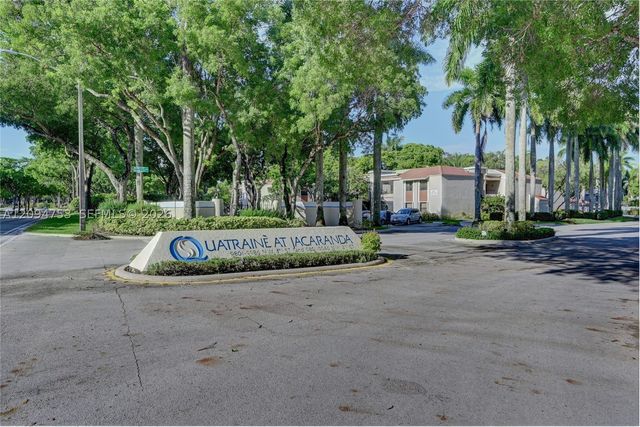 9858 NW 3rd St 9858, Plantation, FL 33324