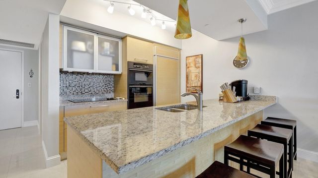 1830 S Ocean Drive 3703, Hallandale Beach, FL 33009