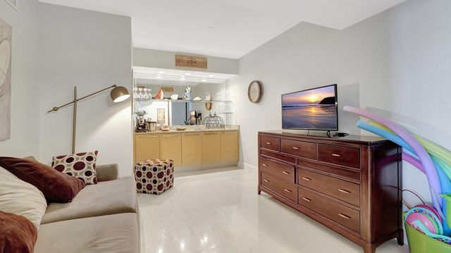 1830 S Ocean Drive 3703, Hallandale Beach, FL 33009