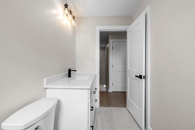 108 Stowe St 108, Fall River, MA 02720