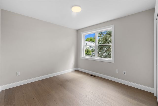 108 Stowe St 108, Fall River, MA 02720