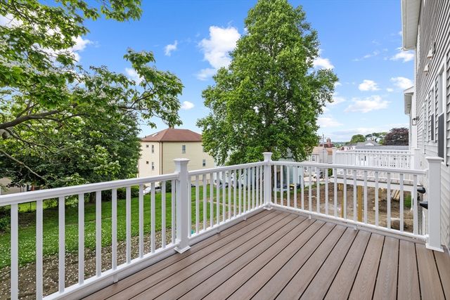 108 Stowe St 108, Fall River, MA 02720