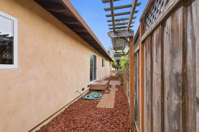 199 Glenwood Drive, Scotts Valley, CA 95066