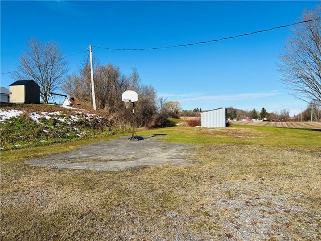 3214 State Route 8, Brookfield, NY 13313