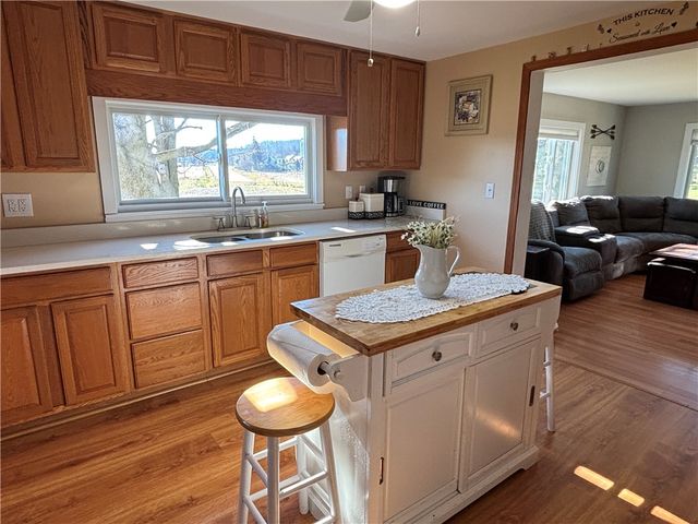 3214 State Route 8, Brookfield, NY 13313