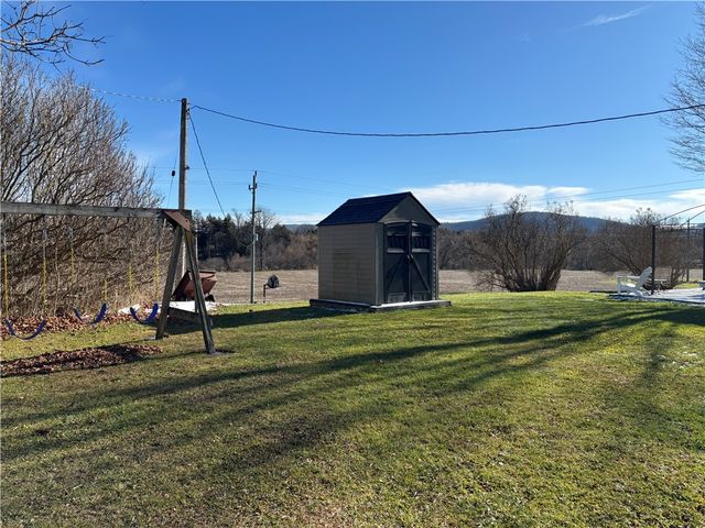 3214 State Route 8, Brookfield, NY 13313