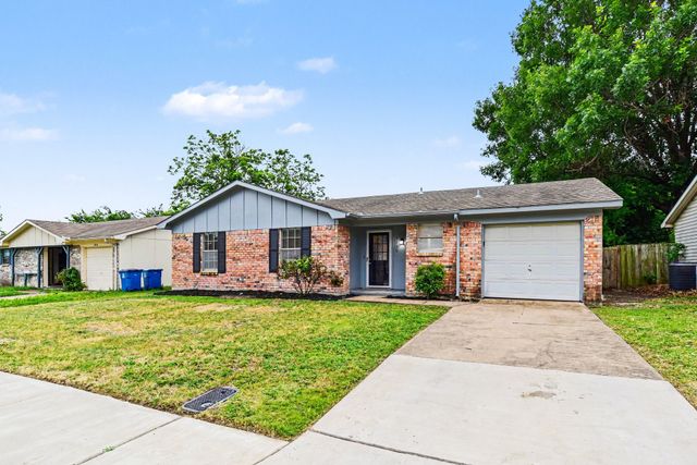 3110 Leanne Street, Rowlett, TX 75088