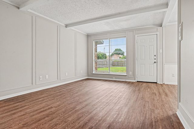 3110 Leanne Street, Rowlett, TX 75088