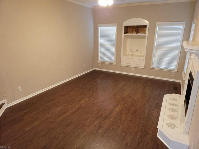 6209 Oaken Gate DR, Suffolk, VA 23435