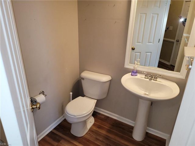 6209 Oaken Gate DR, Suffolk, VA 23435
