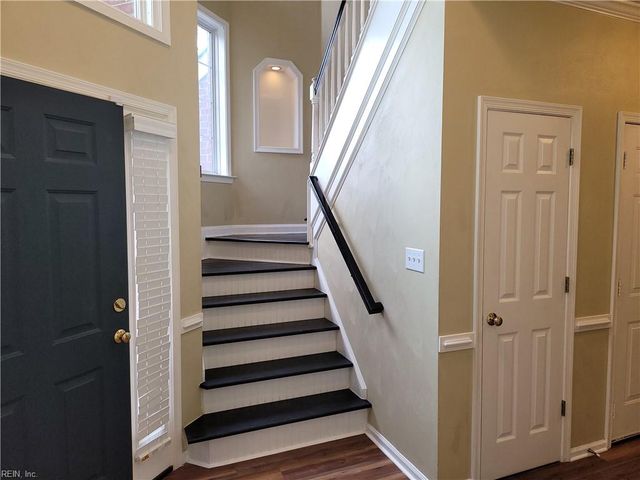 6209 Oaken Gate DR, Suffolk, VA 23435